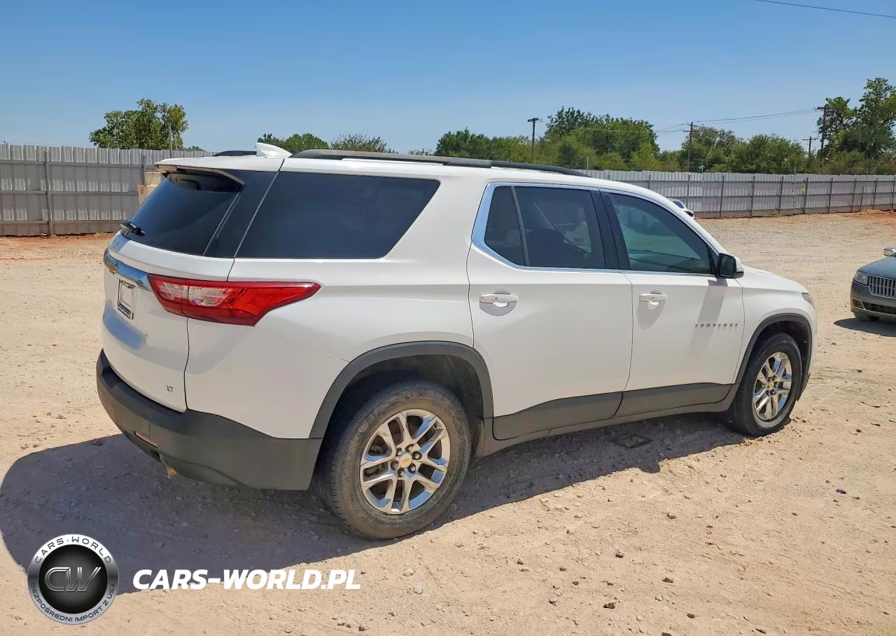 2019 Chevrolet Traverse Lt VIN:1GNERGKW0KJ301474 - 3