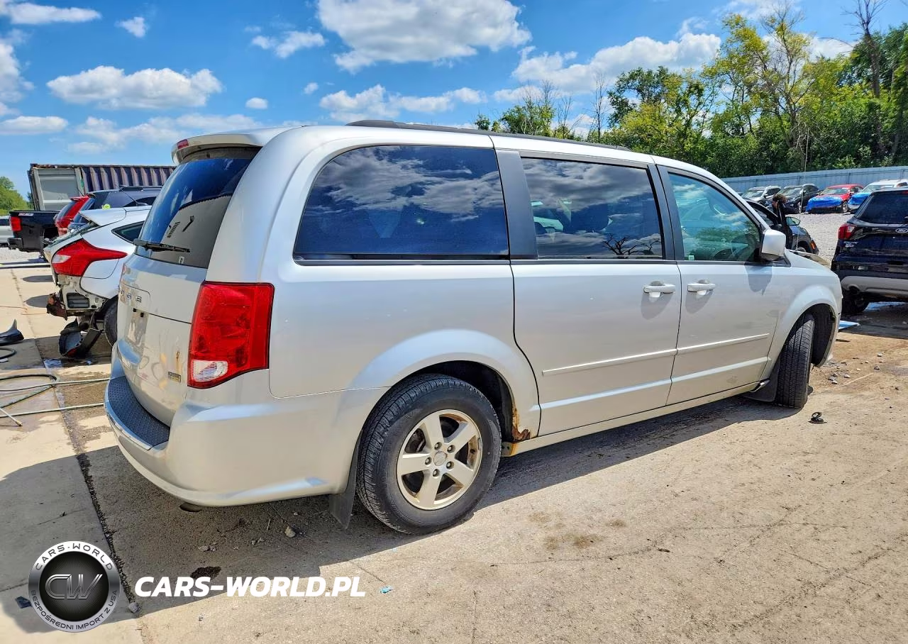 2012 Dodge Grand Caravan Sxt VIN:2C4RDGCG8CR280547 - 3
