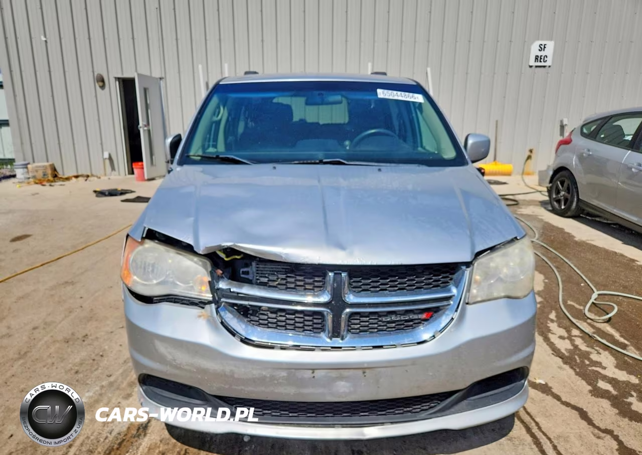 2012 Dodge Grand Caravan Sxt VIN:2C4RDGCG8CR280547 - 5