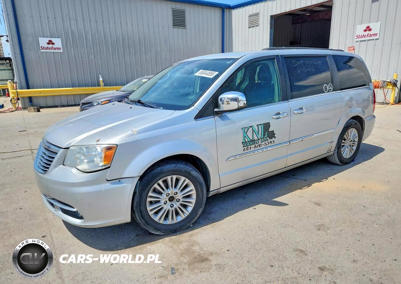 2012 Chrysler Town & Country Touring L
