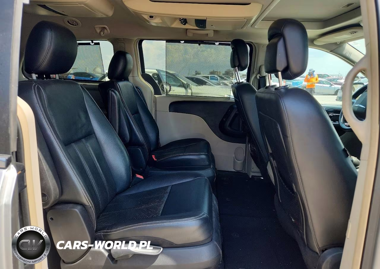 2012 Chrysler Town & Country Touring L VIN:2C4RC1CG3CR170828 - 11