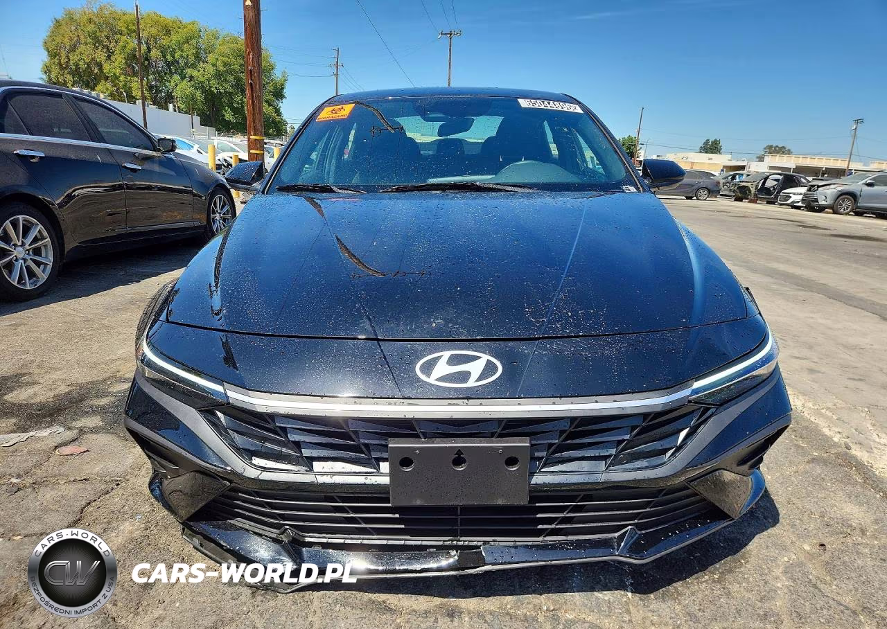 2026 Hyundai Elantra Sel Sport VIN:KMHLM4DG2TU225108 - 5