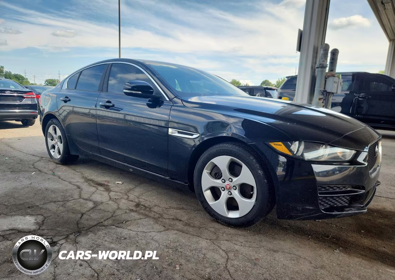 2018 Jaguar Xe VIN:SAJAR4FX9JCP27466 - 4
