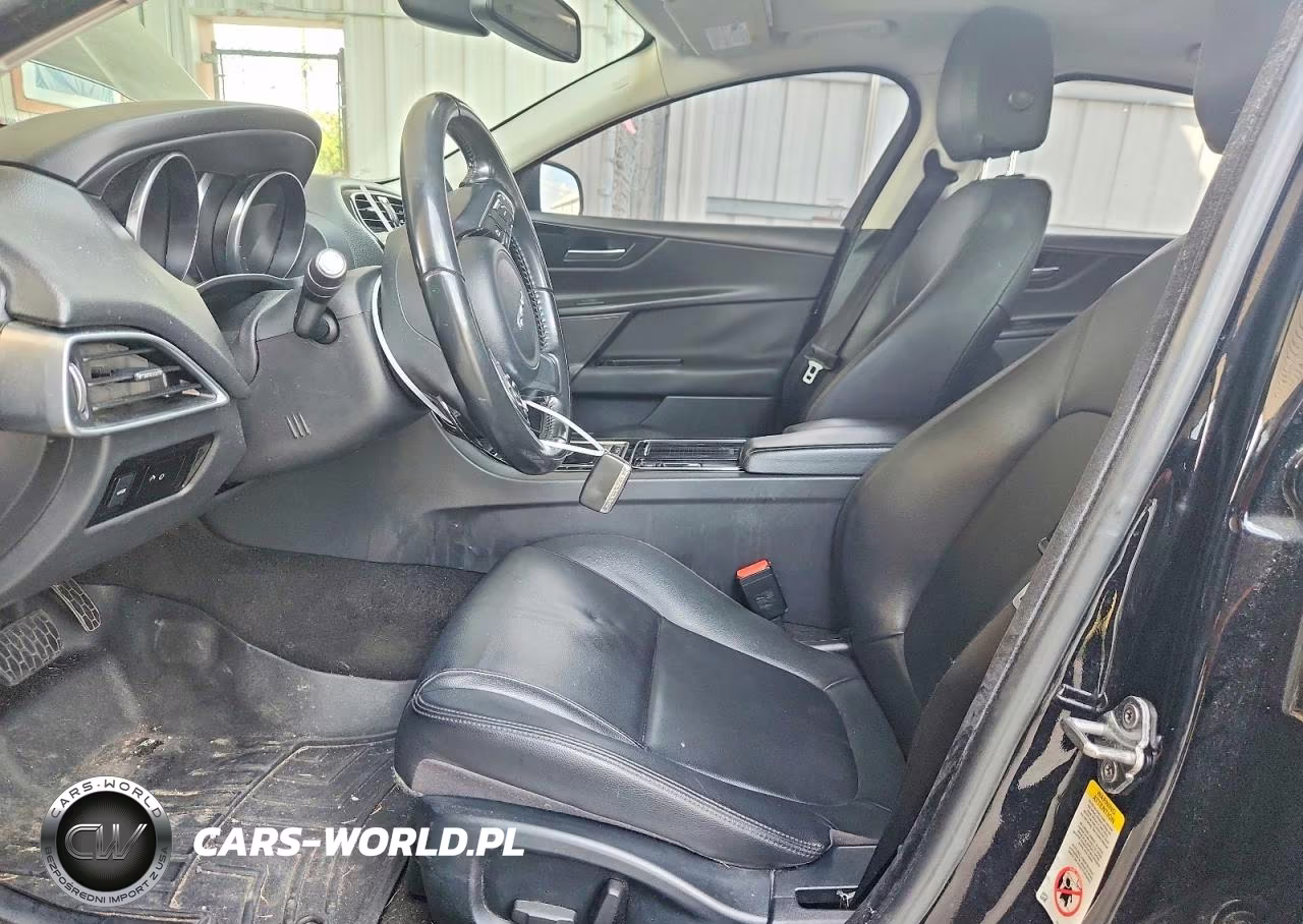 2018 Jaguar Xe VIN:SAJAR4FX9JCP27466 - 7