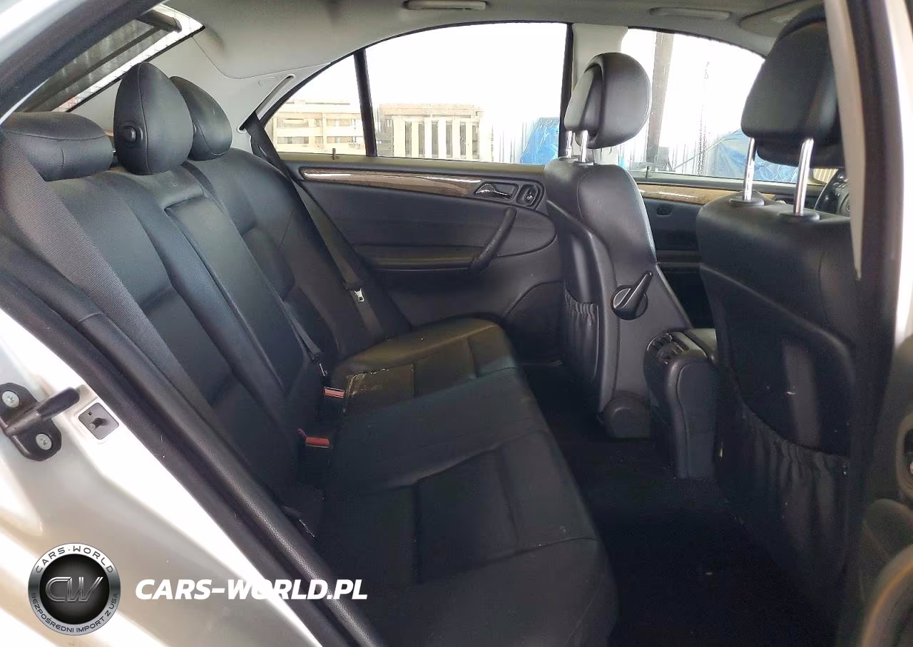 2007 Mercedes-Benz C 230 VIN:WDBRF52H17A934516 - 10