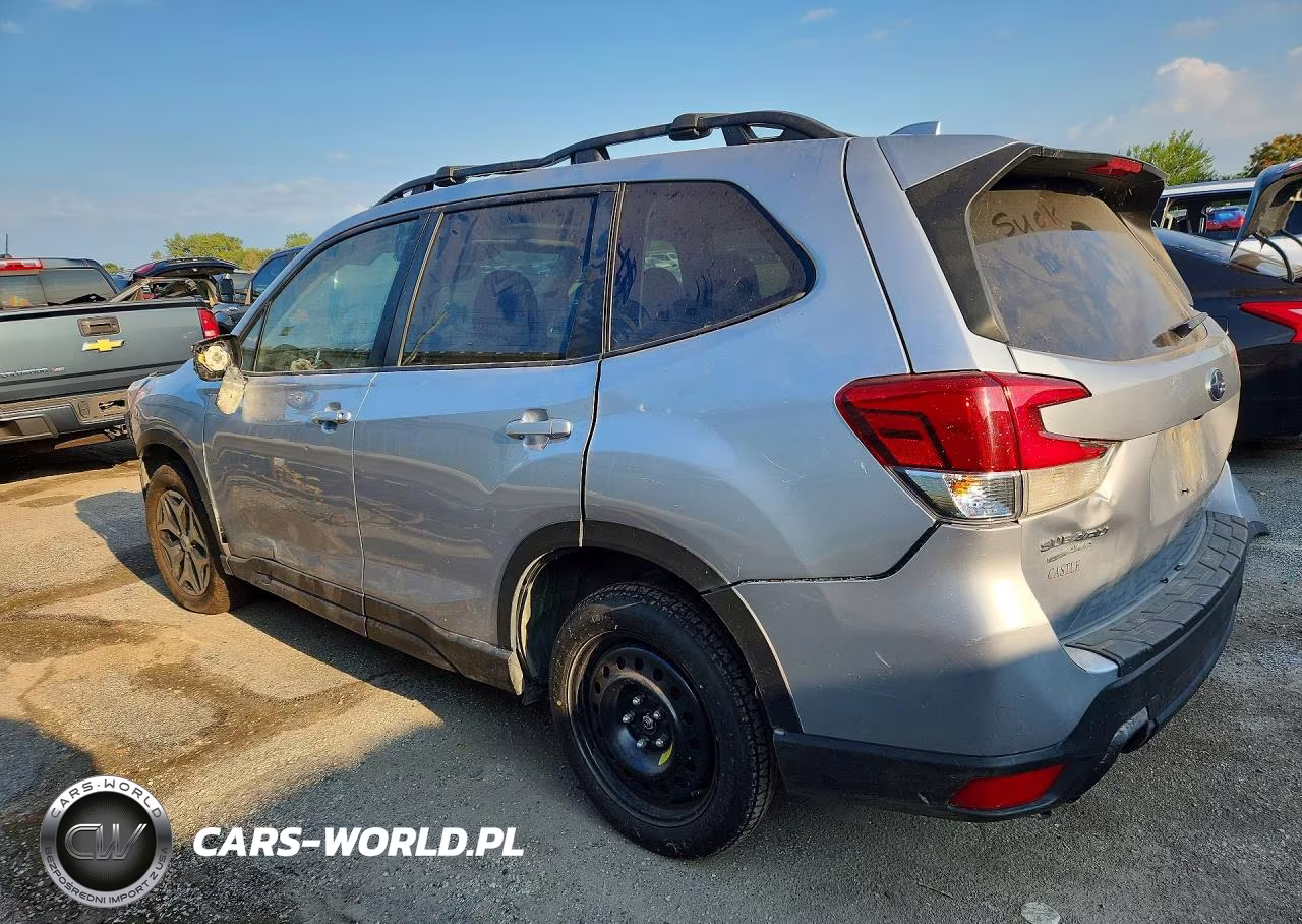 2022 Subaru Forester Premium VIN:JF2SKADC5NH410414 - 2