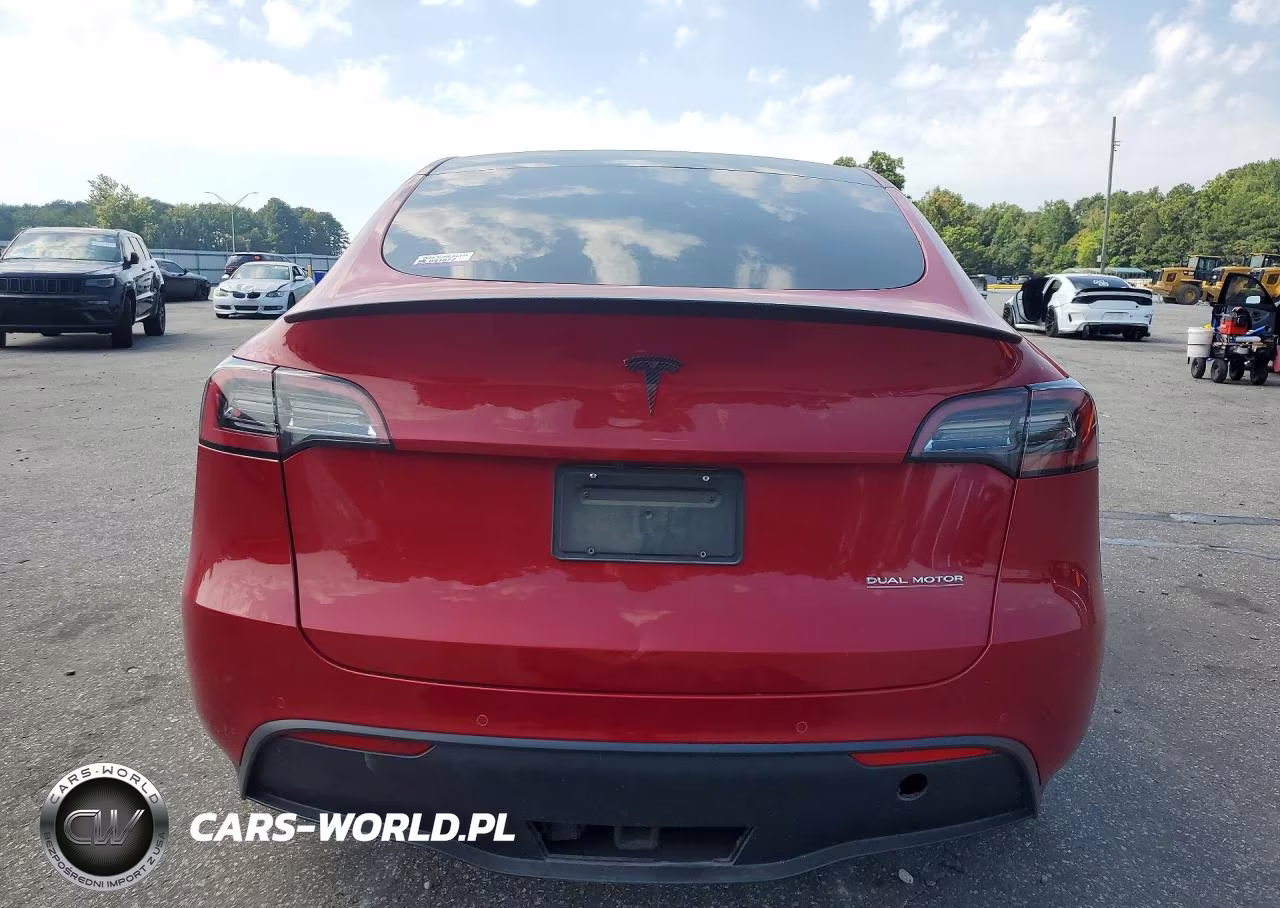 2022 Tesla Model Y VIN:7SAYGDEF6NF393842 - 6