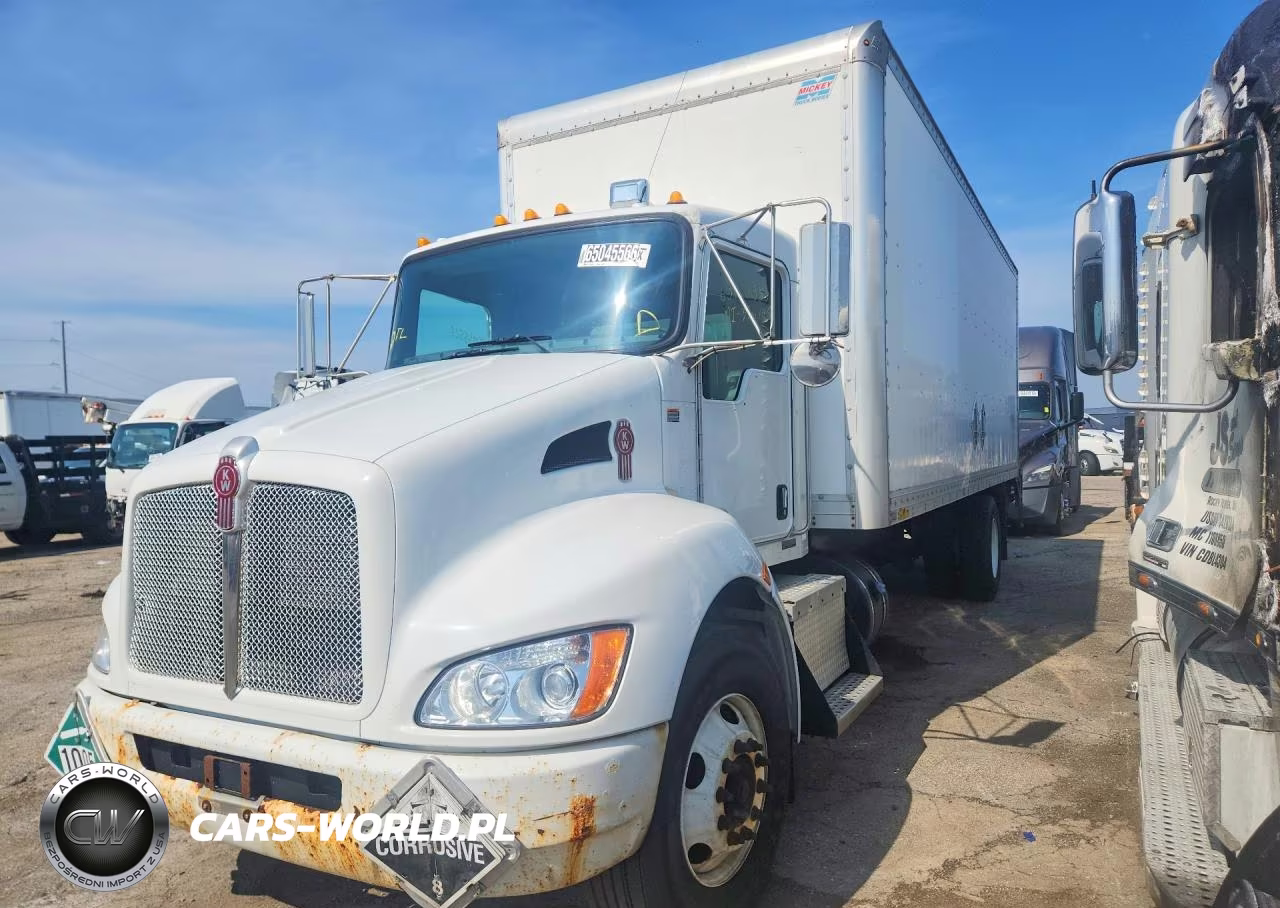 2020 Kenworth T300 Box Truck