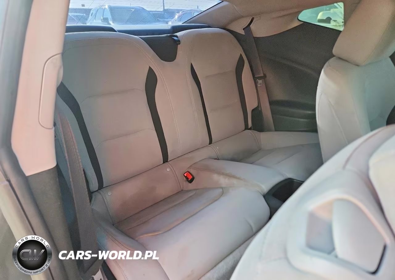 2018 Chevrolet Camaro Lt VIN:1G1FB1RS8J0156957 - 10