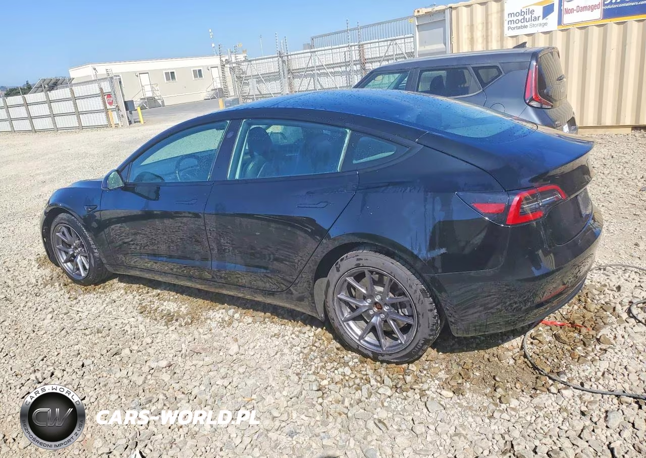 2023 Tesla Model 3 VIN:5YJ3E1EA8PF458130 - 2