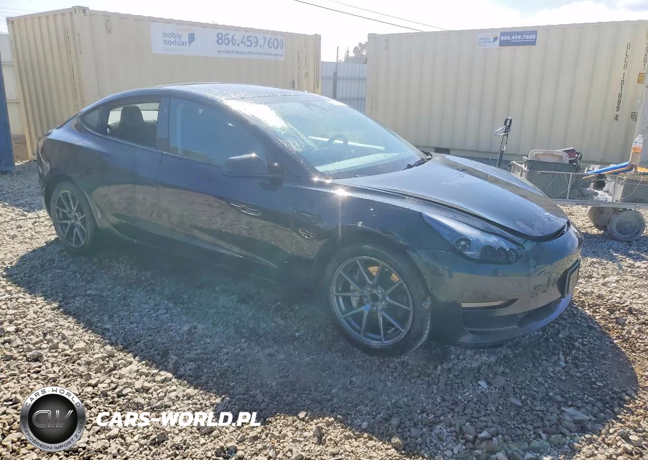 2023 Tesla Model 3 VIN:5YJ3E1EA8PF458130 - 4