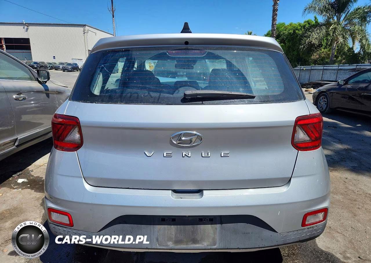 2021 Hyundai Venue Se VIN:KMHRB8A33MU068182 - 6