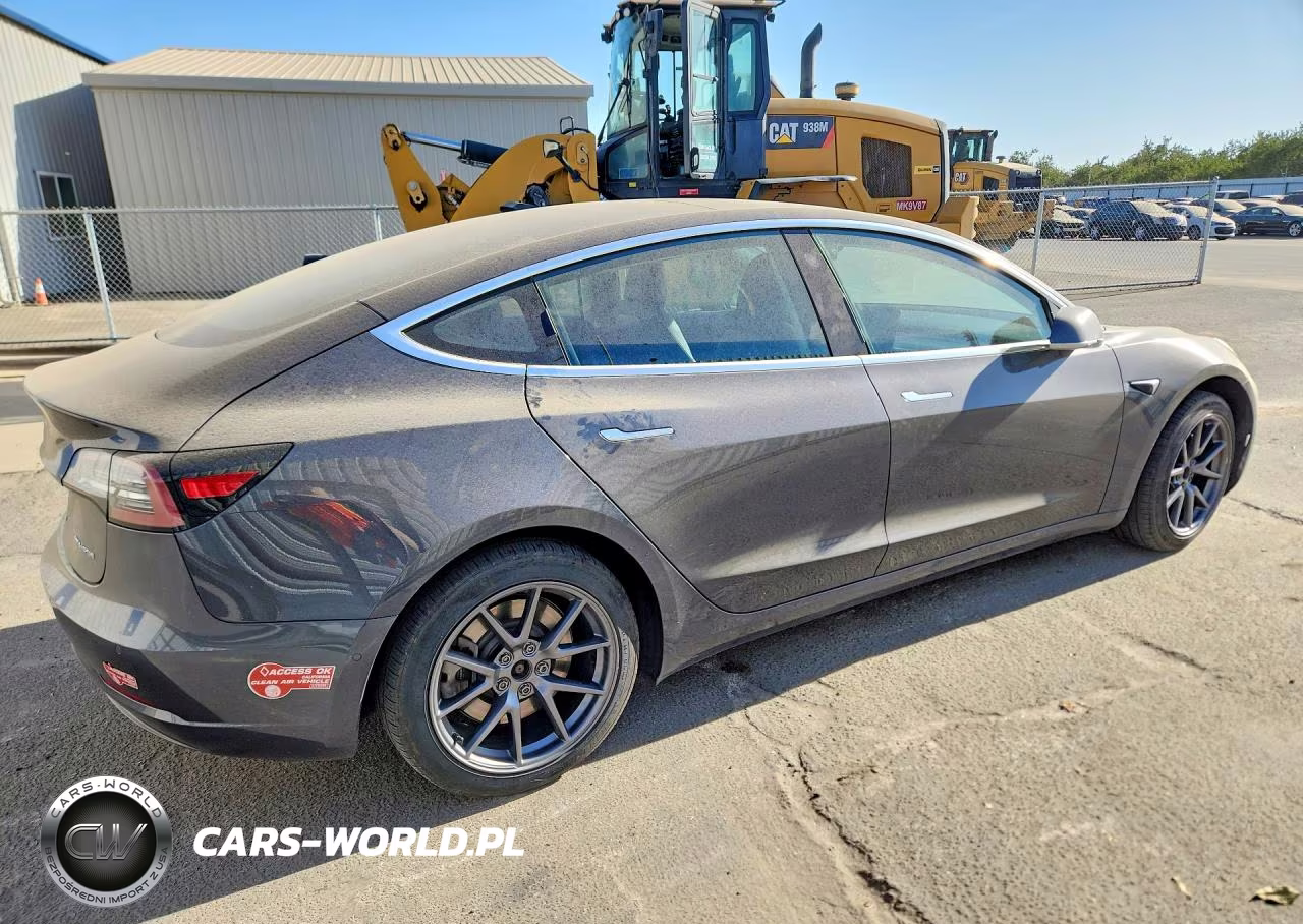 2018 Tesla Model 3 VIN:5YJ3E1EB2JF089927 - 3