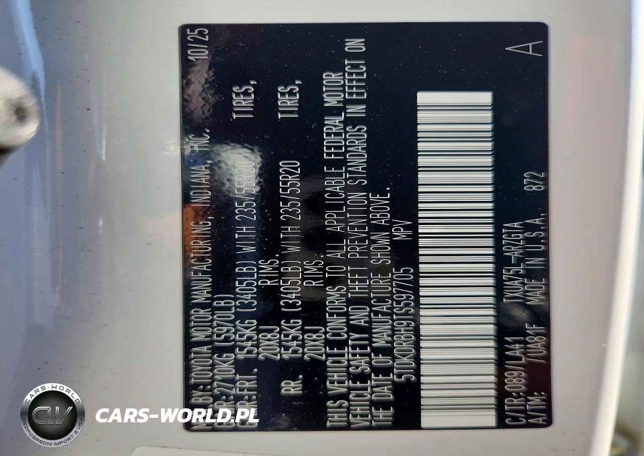 2026 Toyota Highlander Platinum VIN:5TDKDRBH9TS597705 - 13