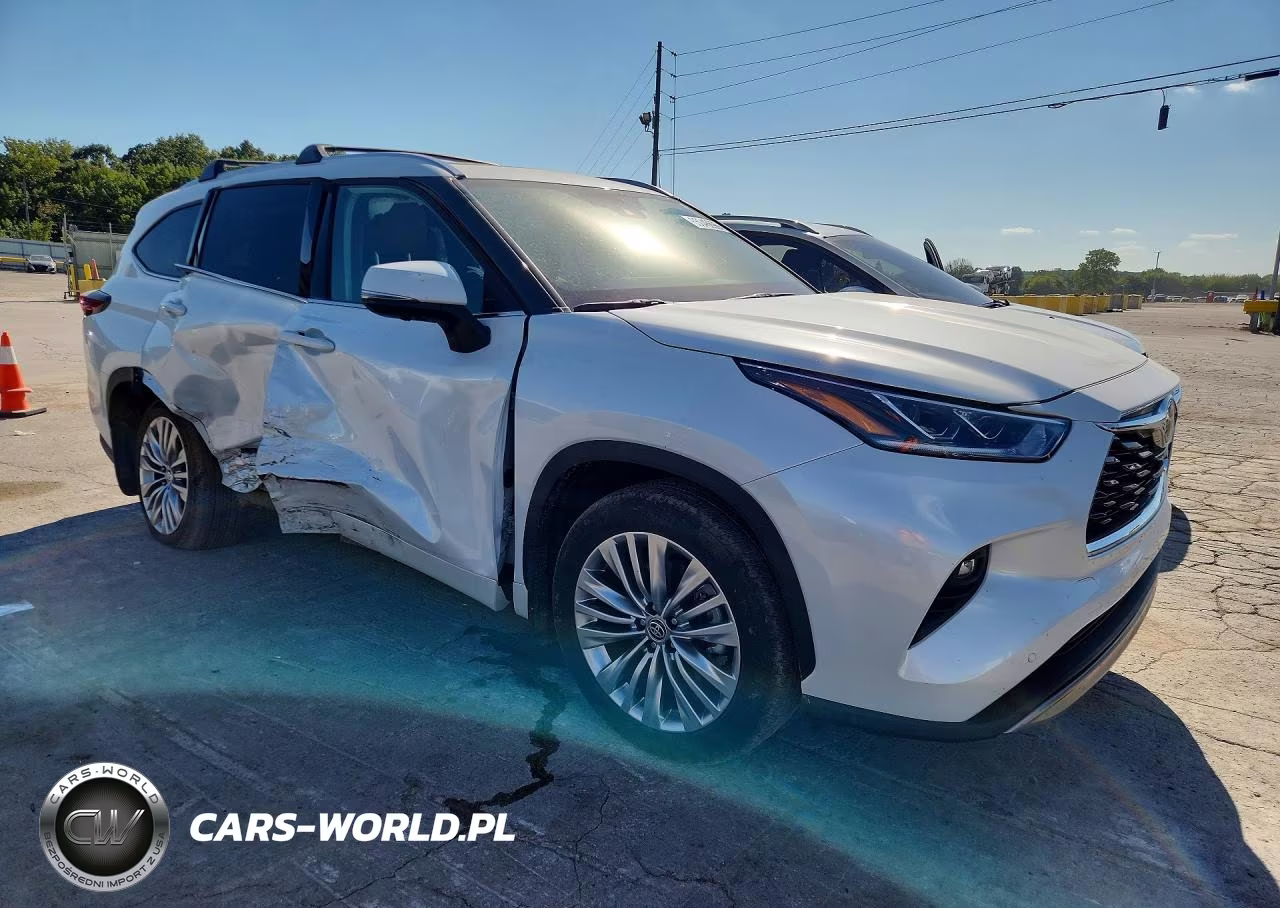 2026 Toyota Highlander Platinum VIN:5TDKDRBH9TS597705 - 4