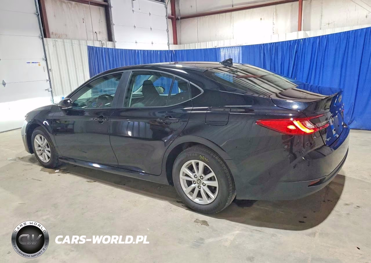 2026 Toyota Camry Le VIN:4T1DAACK0TU661036 - 2