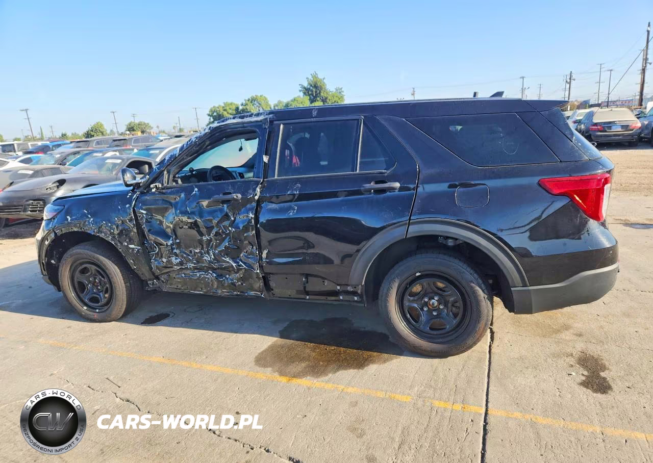 2022 Ford Explorer Police Interceptor VIN:1FM5K8AWXNNA00949 - 2