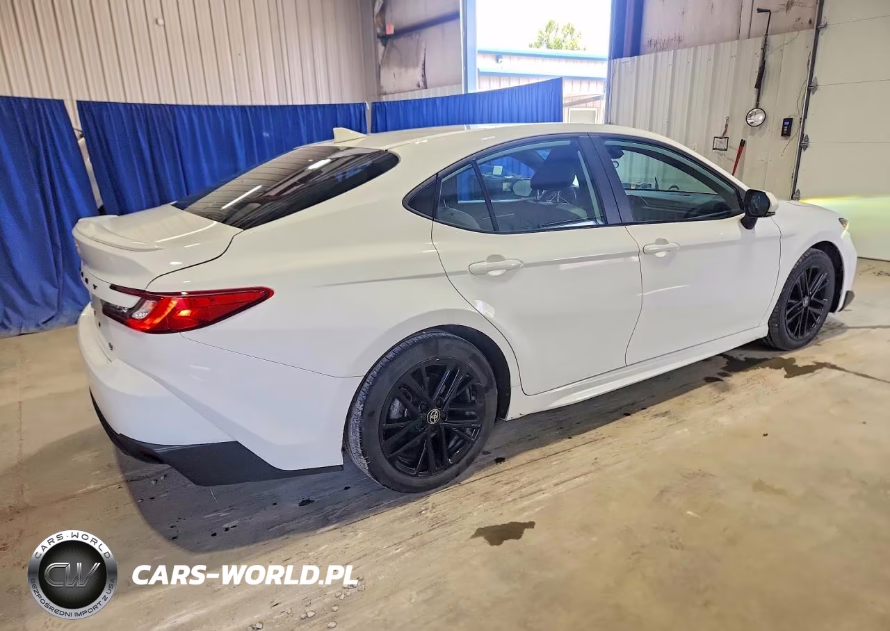 2025 Toyota Camry Se VIN:4T1DAACK2SU168313 - 3