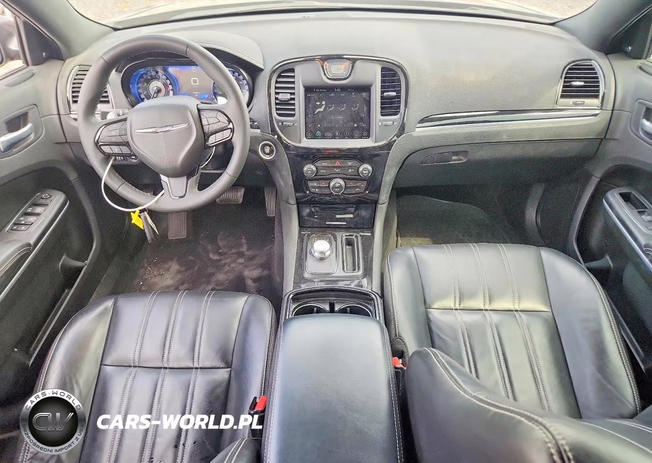 2023 Chrysler 300 S VIN:2C3CCABG0PH637050 - 8