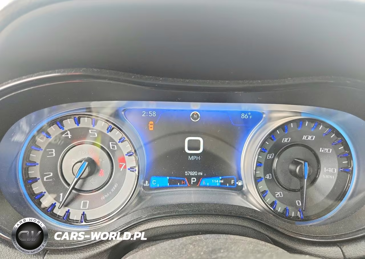 2023 Chrysler 300 S VIN:2C3CCABG0PH637050 - 9
