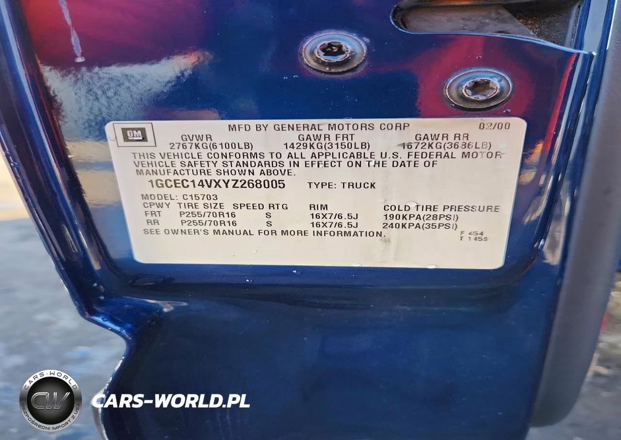 2000 Chevrolet Silverado C1500 VIN:1GCEC14VXYZ268005 - 12