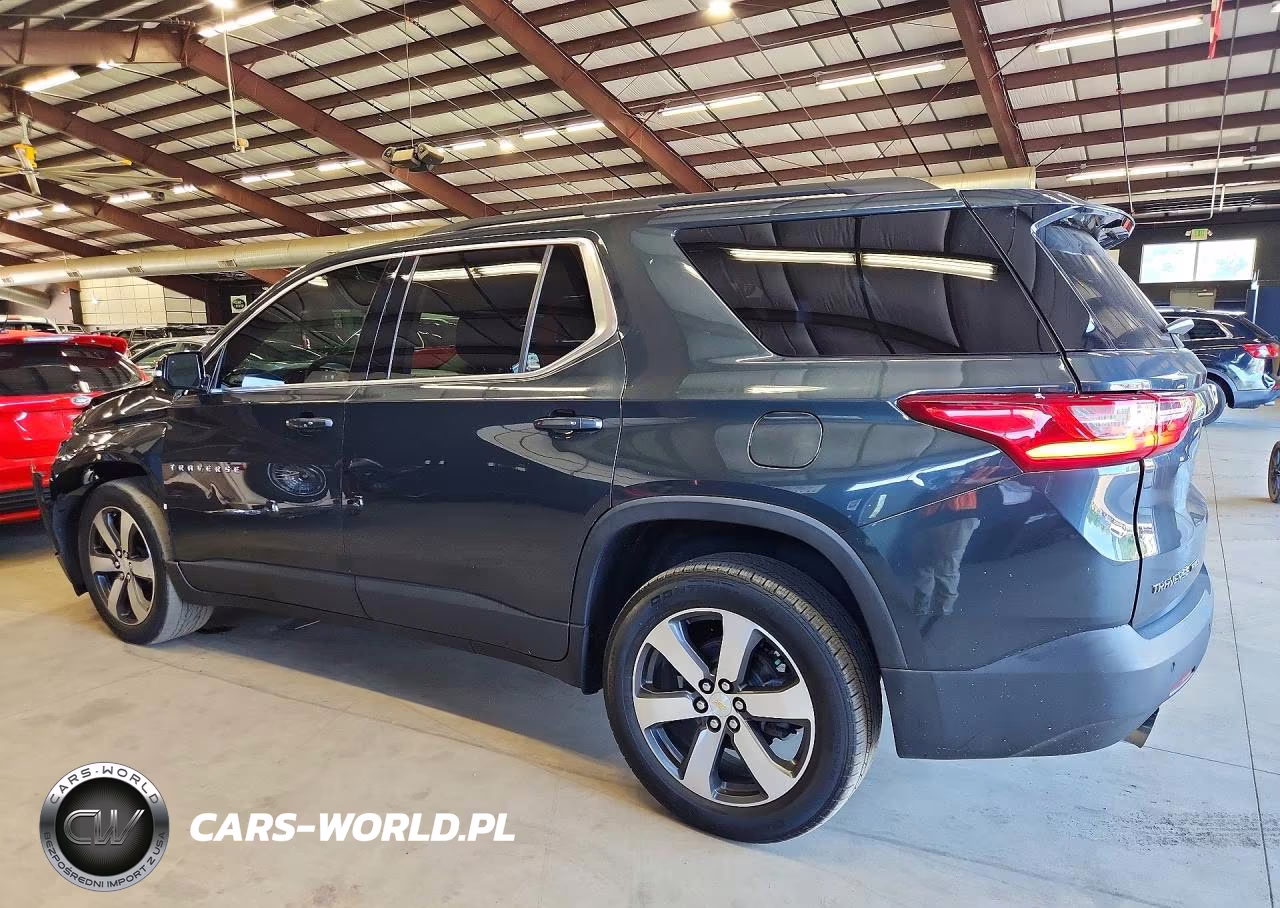 2019 Chevrolet Traverse Lt VIN:1GNEVHKW5KJ145949 - 2