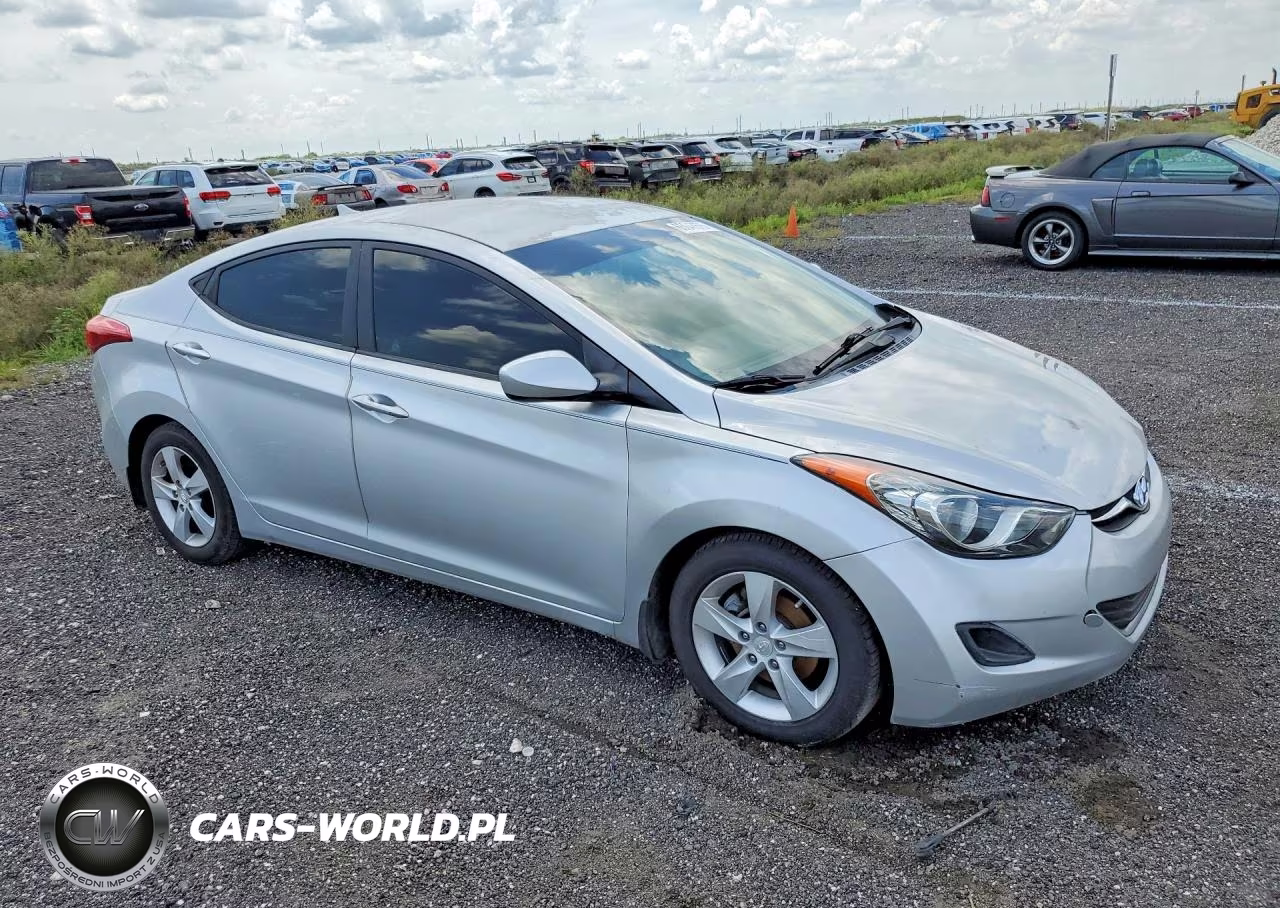 2011 Hyundai Elantra Gls VIN:KMHDH4AEXBU146697 - 4