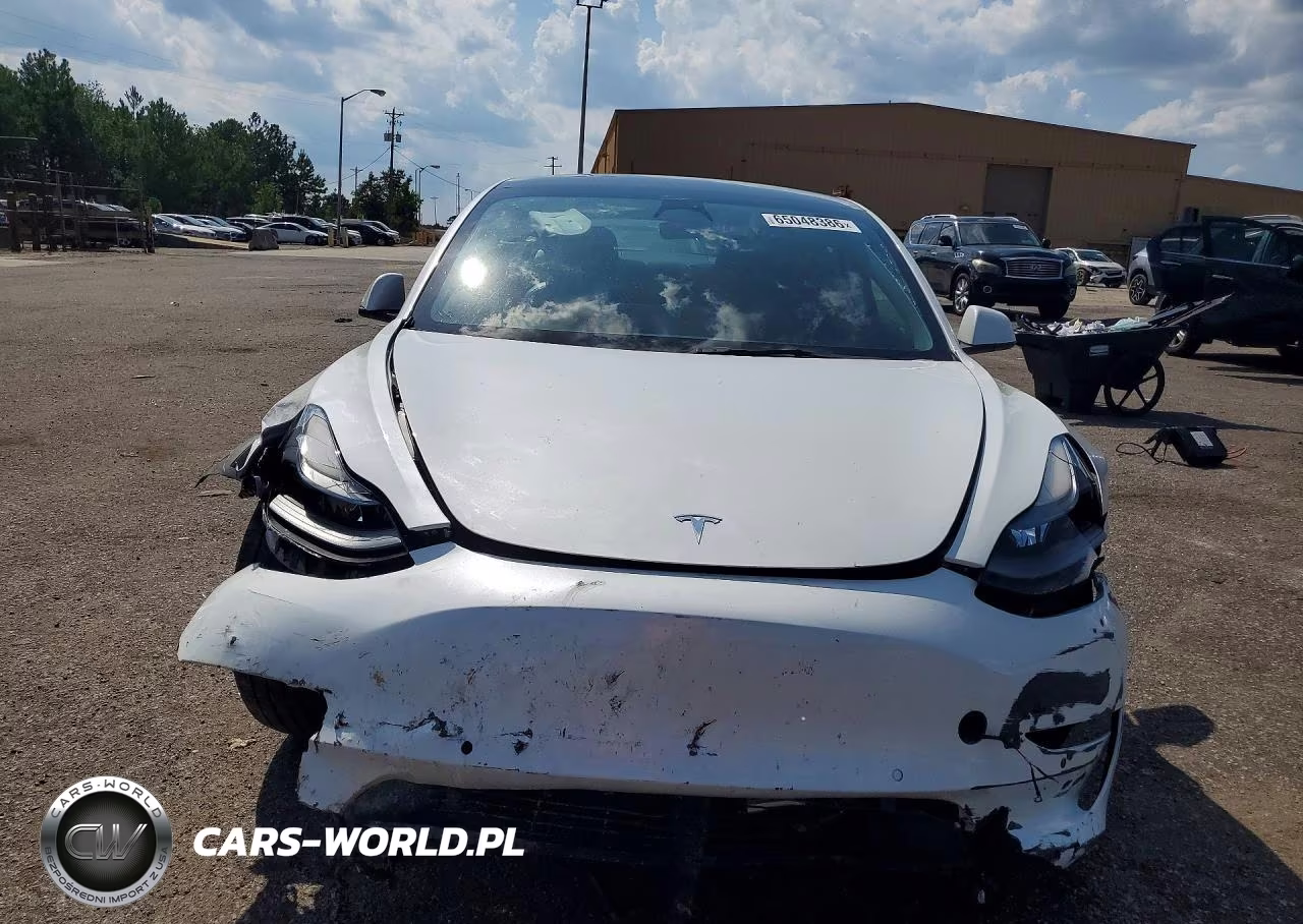2022 Tesla Model 3 VIN:5YJ3E1EB9NF335636 - 5
