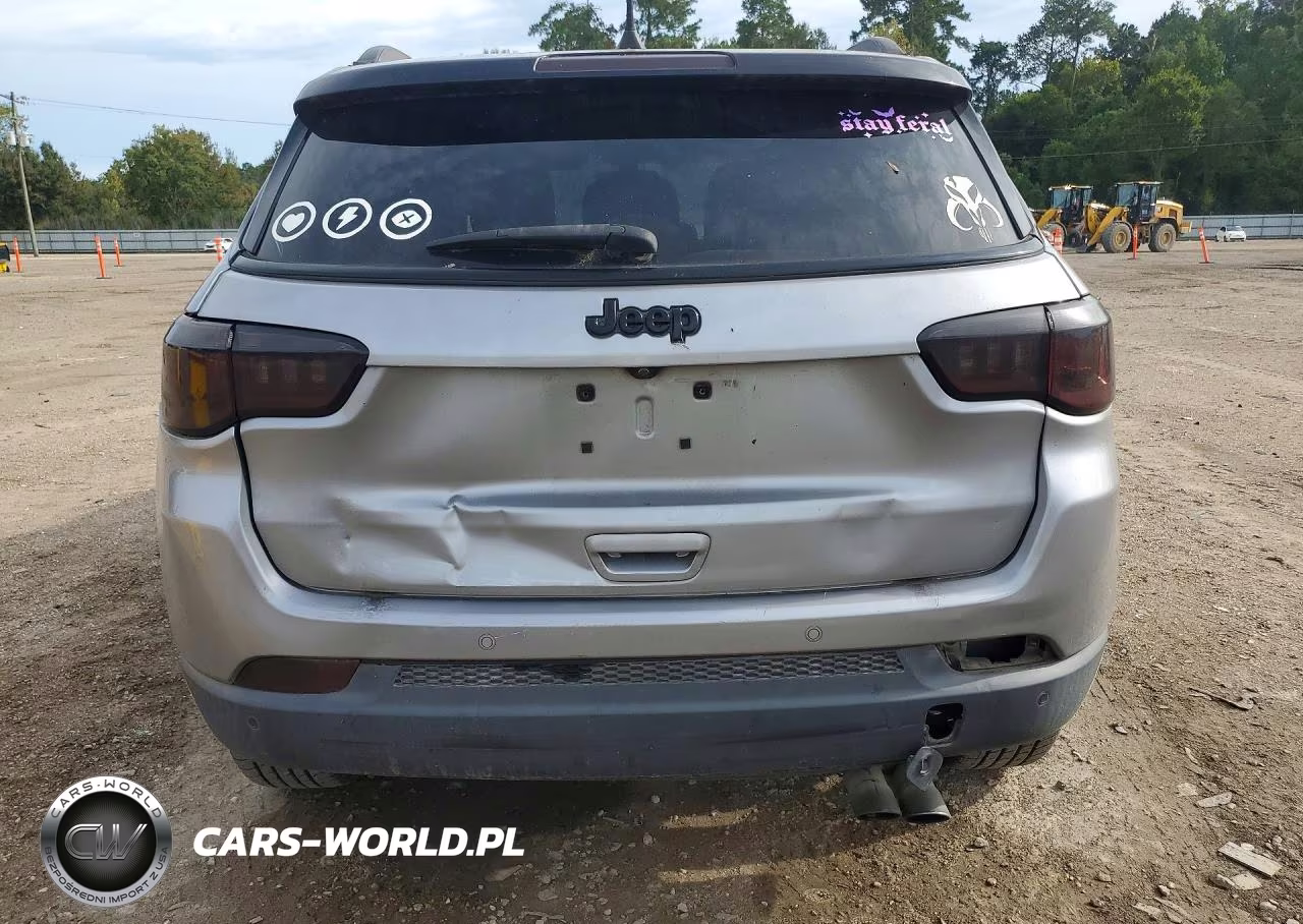 2018 Jeep Compass Latitude VIN:3C4NJCBB0JT318322 - 6