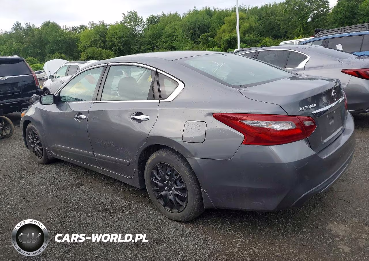 2018 Nissan Altima 2.5 S VIN:1N4AL3AP3JC238052 - 2