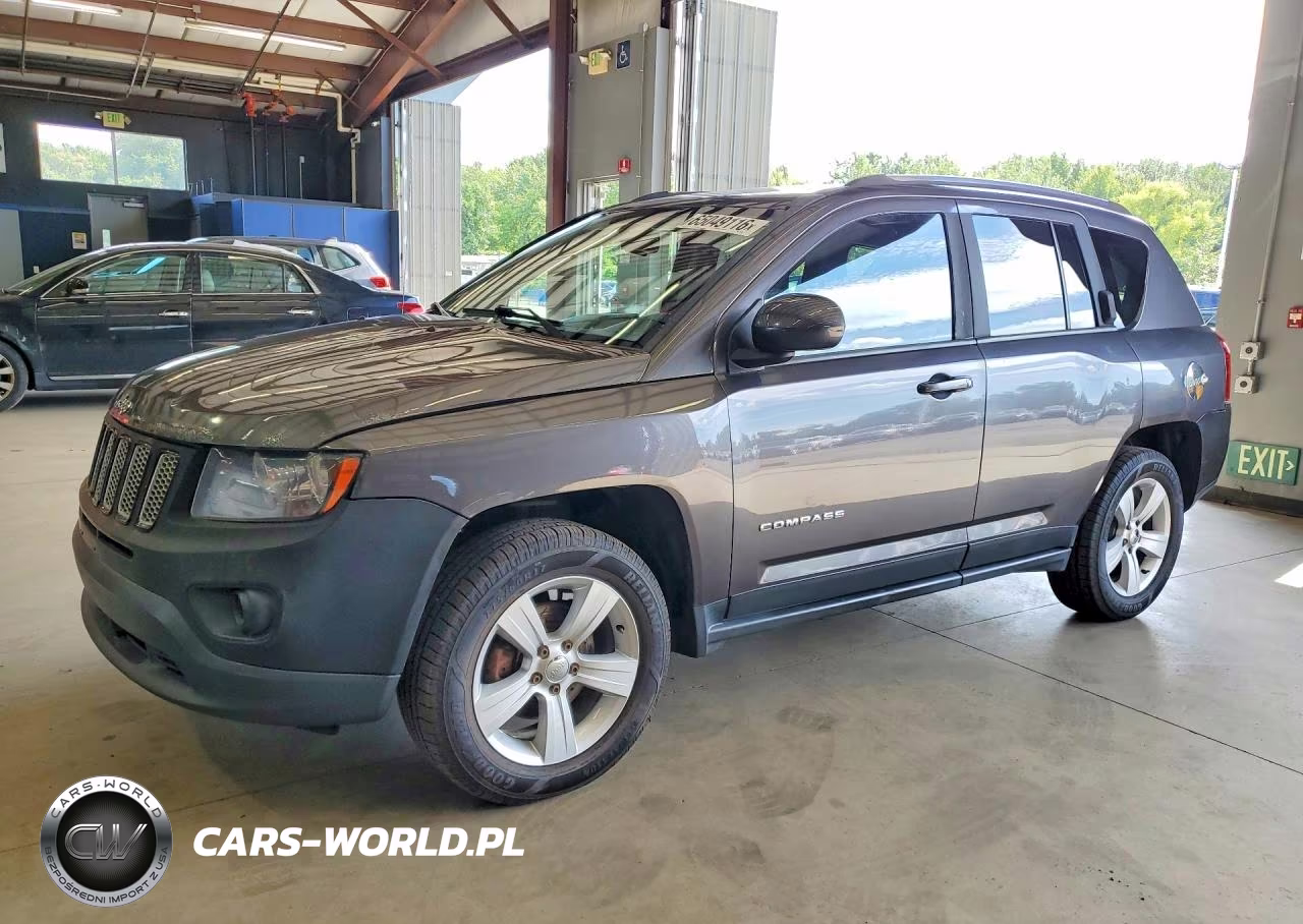 2015 Jeep Compass Latitude – zdjęcie 1 z 13