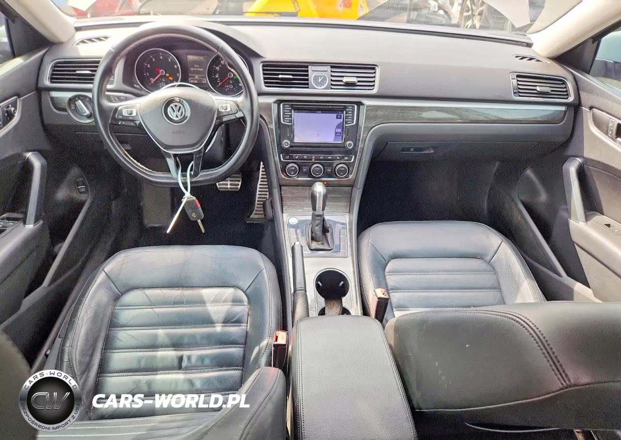 2016 Volkswagen Passat Sel VIN:1VWCT7A39GC031632 - 8