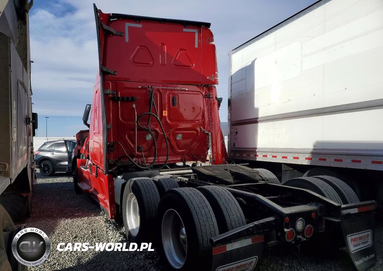 2020 Freightliner Cascadia 126 Semi Truck VIN:3AKJHHDR2LSKN4295 - 3