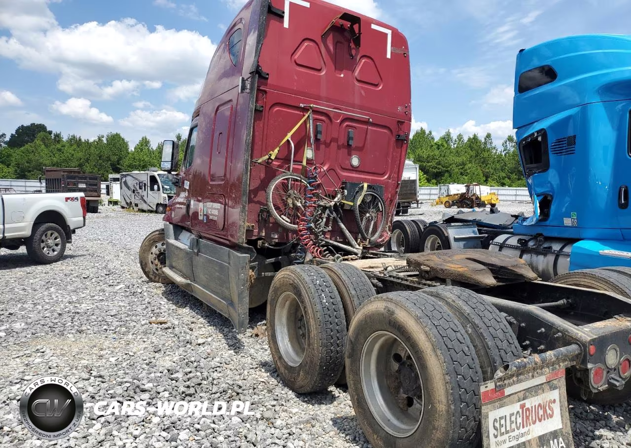 2018 Freightliner Cascadia 125 VIN:1FUJGLDR9JLJK3377 - 3
