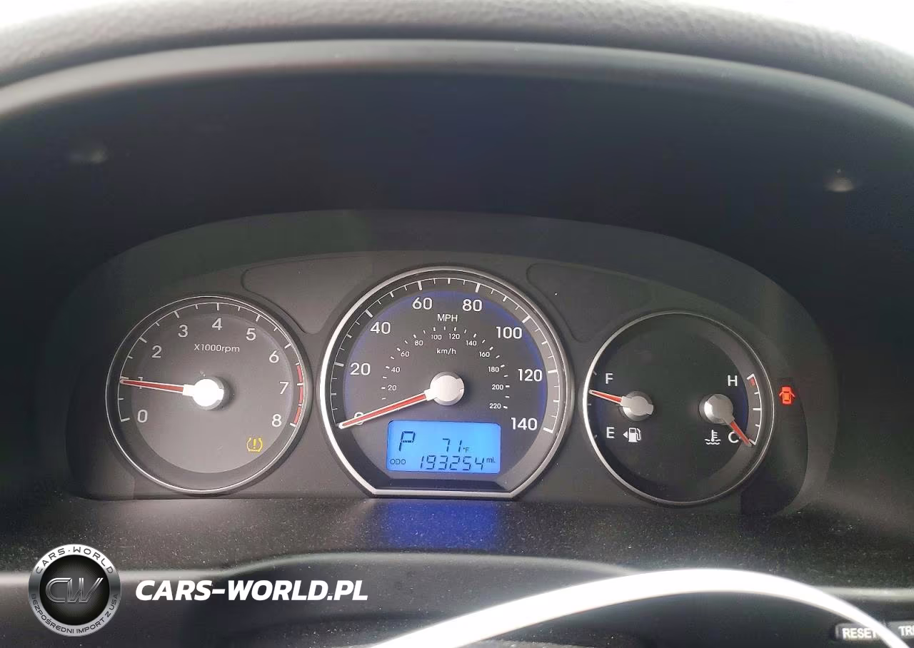 2010 Hyundai Santa Fe Gls VIN:5NMSG3AB2AH392941 - 9