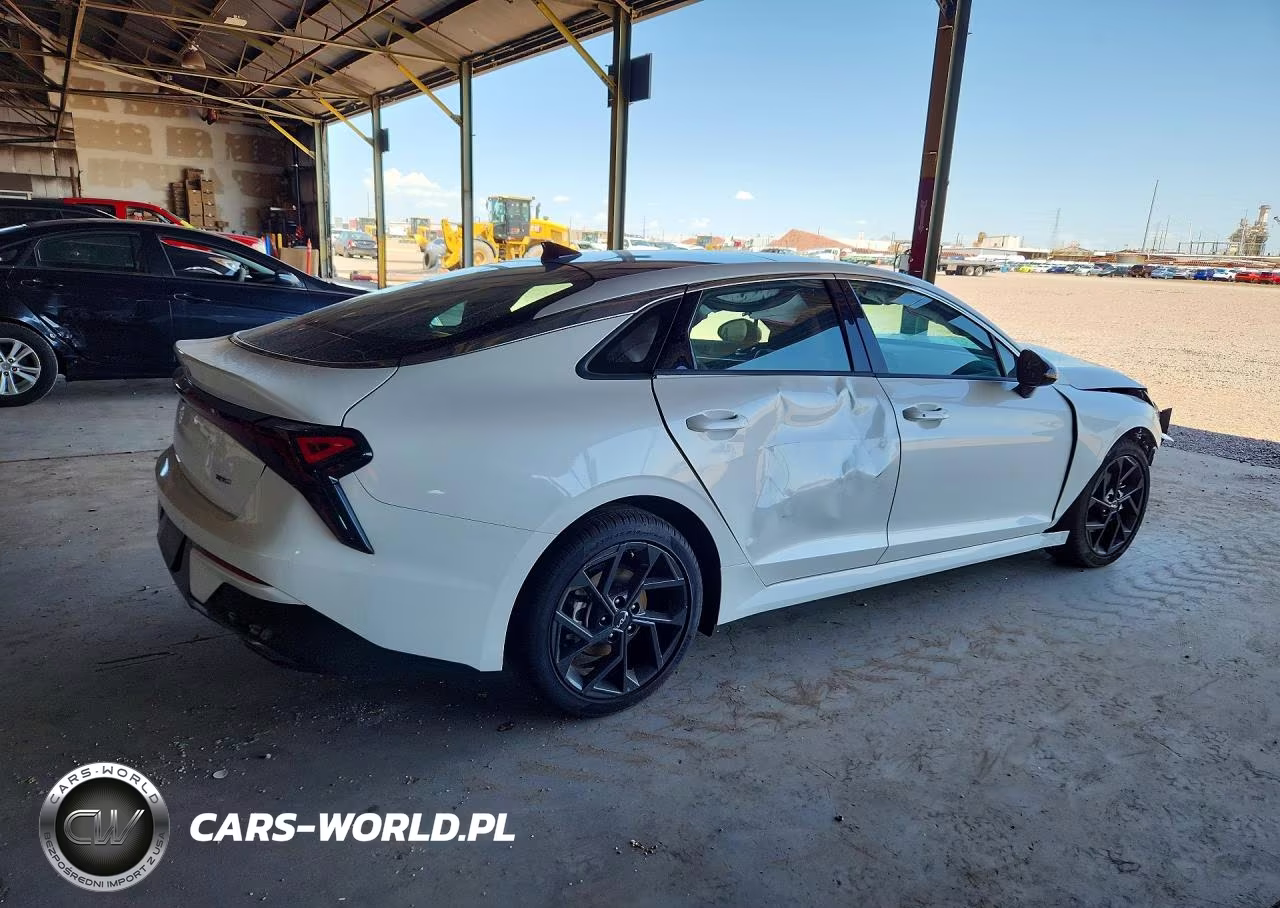 2026 Kia K5 Gt Line VIN:KNAG64J75T5452711 - 3