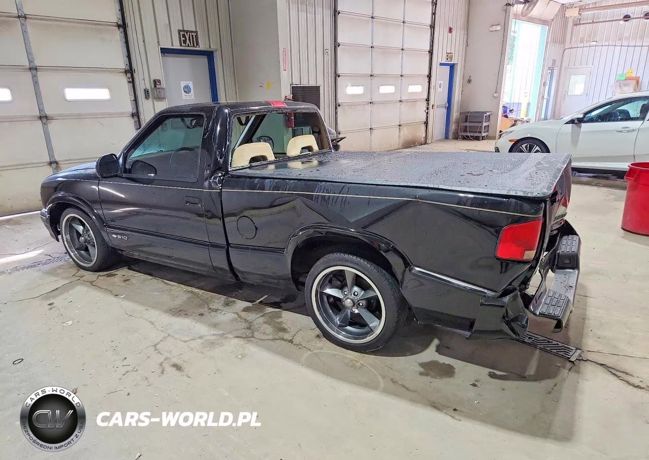 1997 Chevrolet S Truck S10 VIN:1GCCS14X0VK215023 - 2
