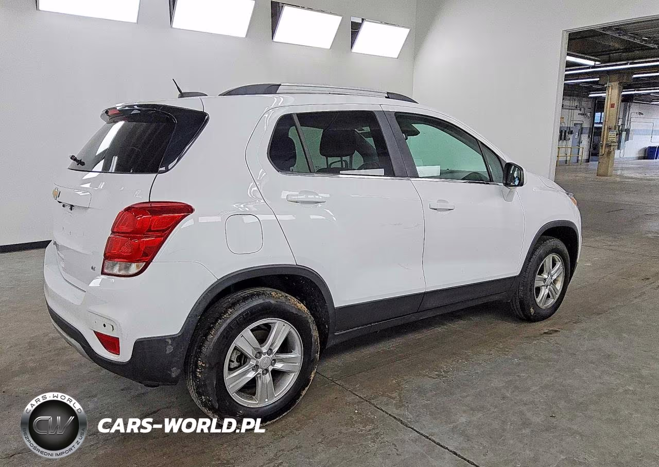 2020 Chevrolet Trax 1Lt VIN:3GNCJPSBXLL252211 - 3