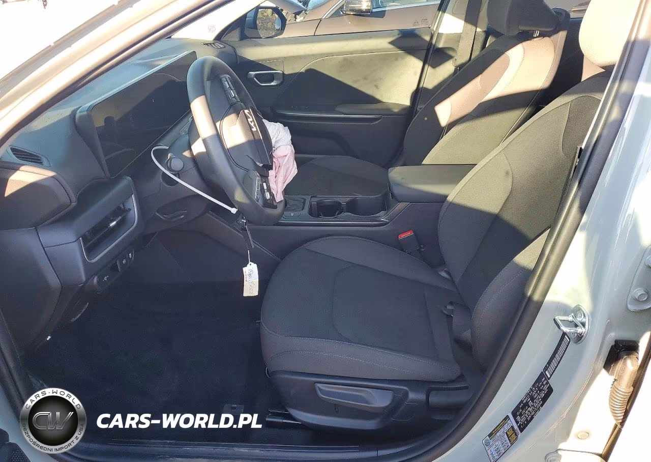 2026 Kia K4 Lxs VIN:3KPFT4DE1TE355608 - 7