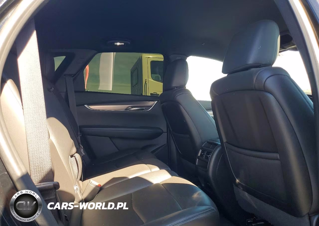 2022 Cadillac Xt5 Luxury VIN:1GYKNAR42NZ180214 - 11