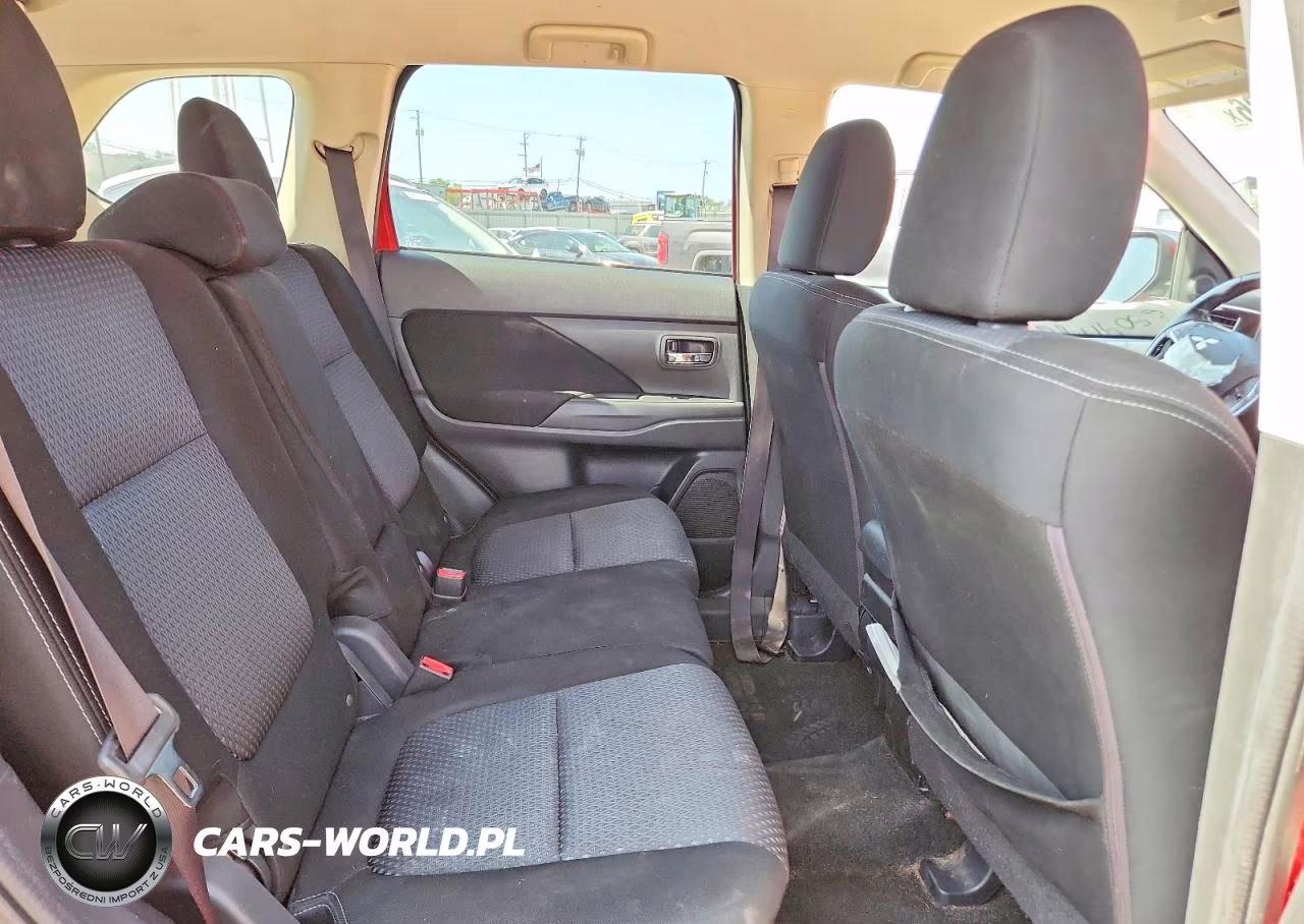 2016 Mitsubishi Outlander Se VIN:JA4AD3A35GZ028184 - 11