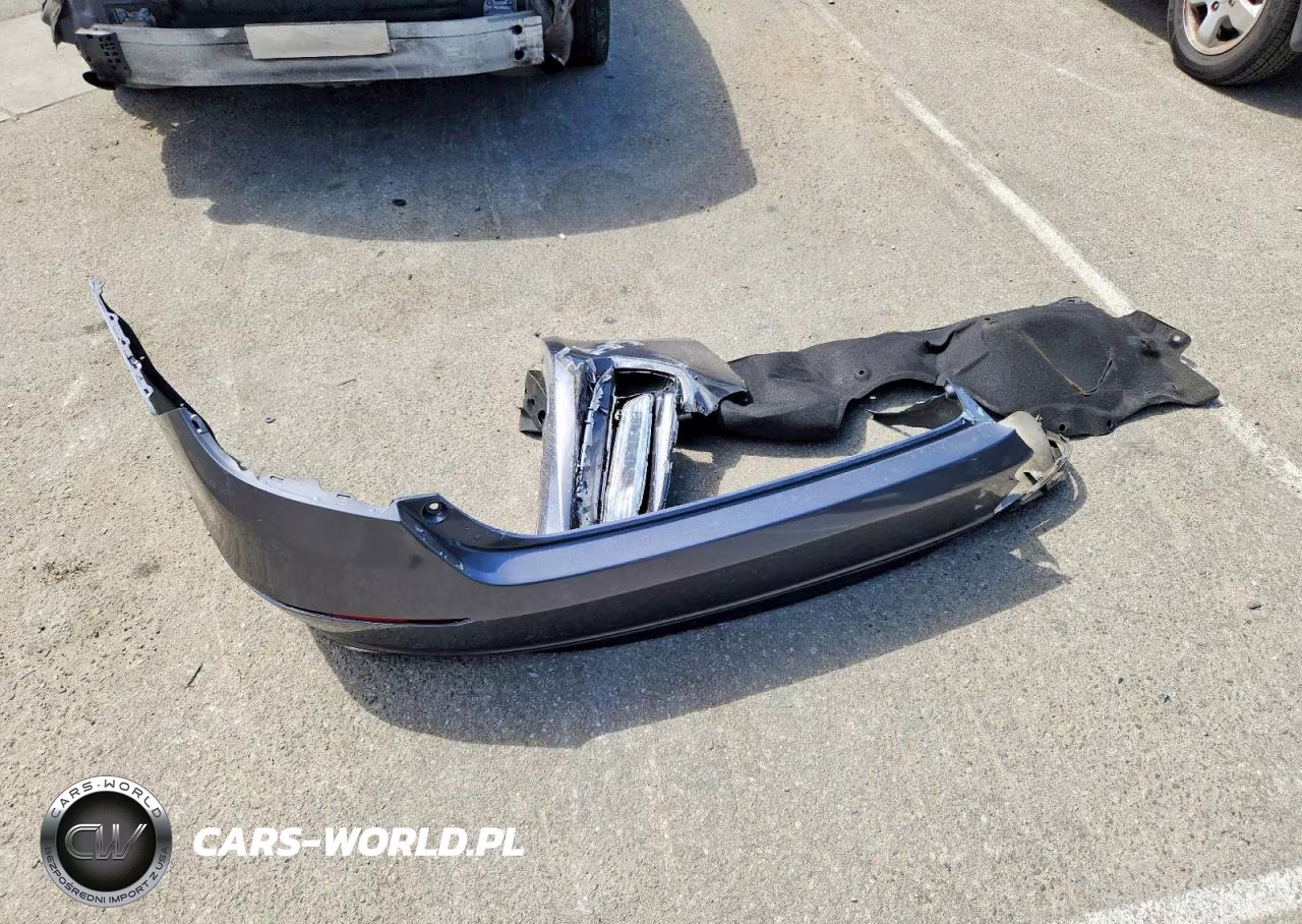 2018 Honda Accord Sport VIN:1HGCV1F3XJA135246 - 12
