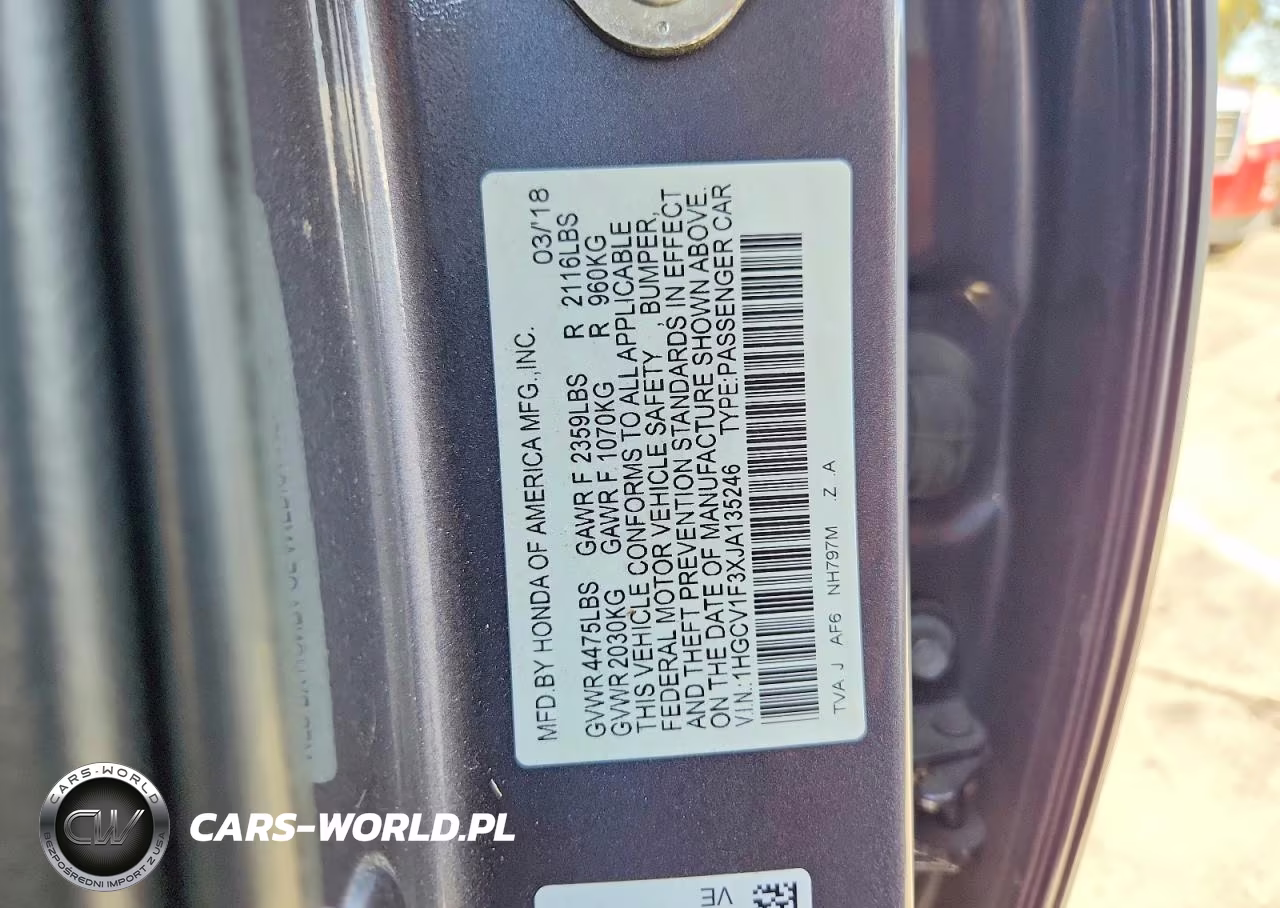 2018 Honda Accord Sport VIN:1HGCV1F3XJA135246 - 13