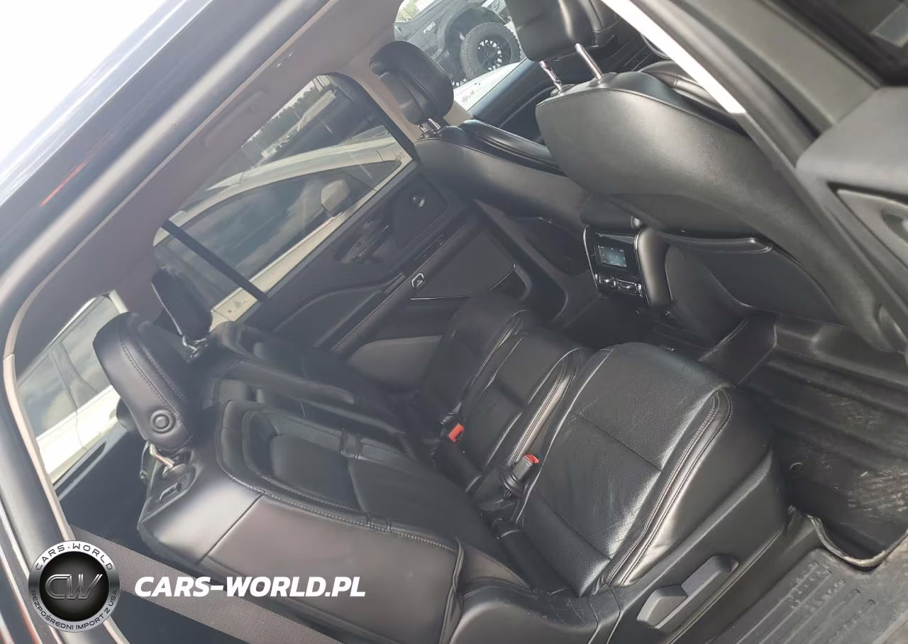 2020 Lincoln Aviator Reserve VIN:5LM5J7XC1LGL13123 - 11