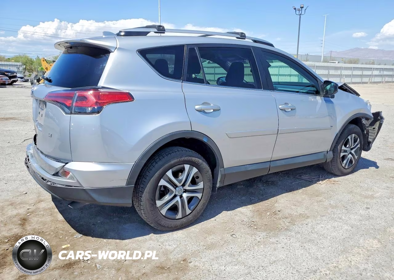 2017 Toyota Rav4 Le VIN:2T3ZFREV5HW402036 - 3