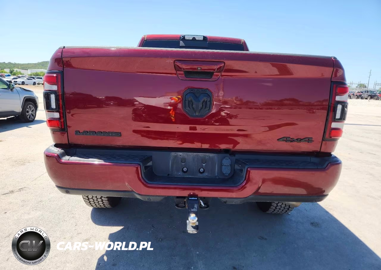 2020 Ram 2500 Laramie VIN:3C6UR5FL8LG170104 - 6