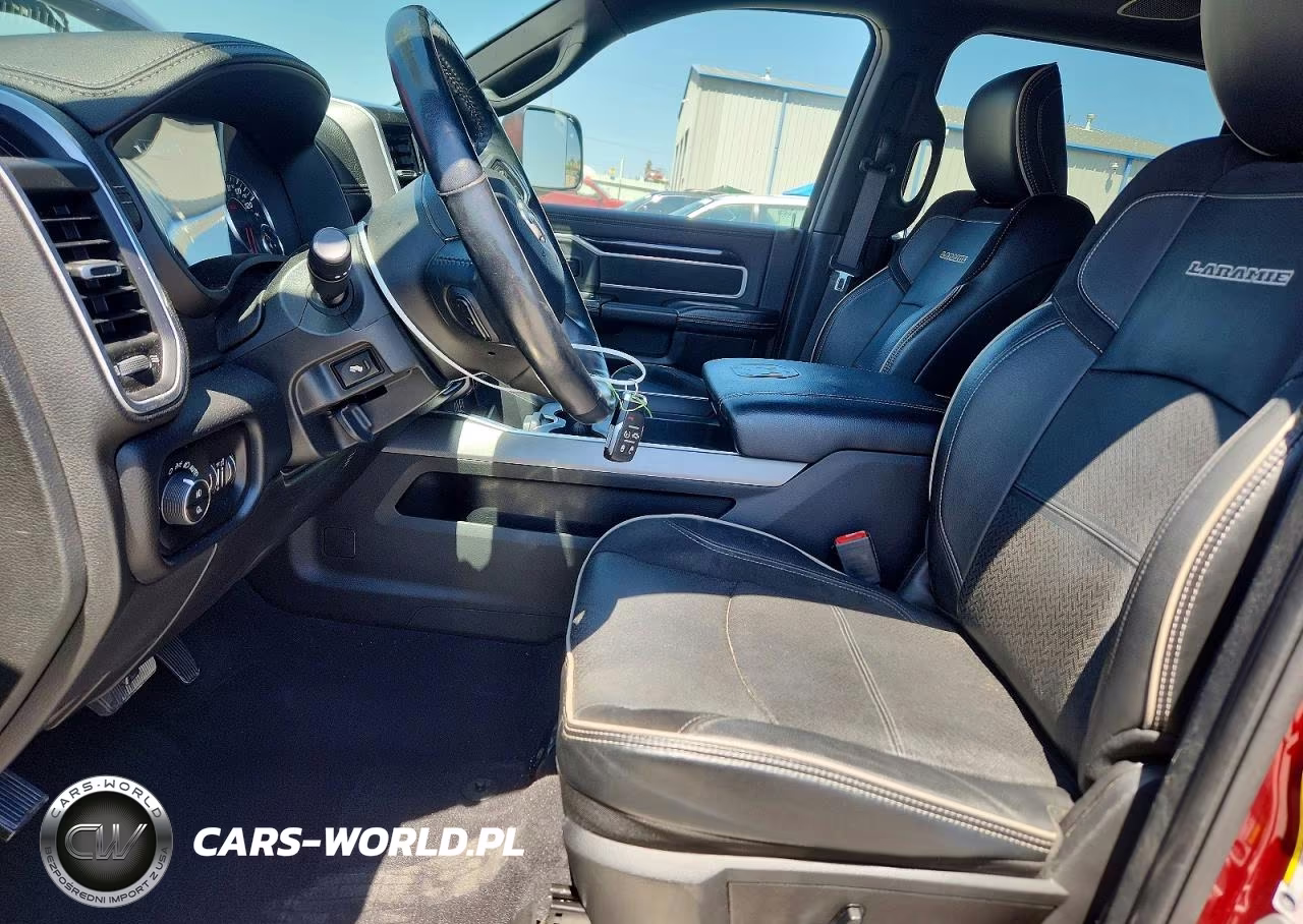 2020 Ram 2500 Laramie VIN:3C6UR5FL8LG170104 - 7