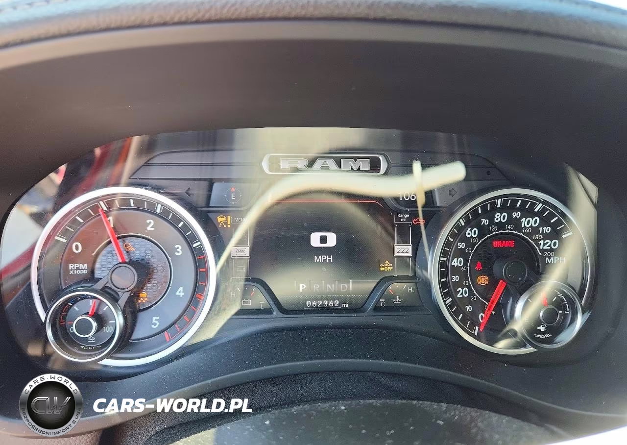 2020 Ram 2500 Laramie VIN:3C6UR5FL8LG170104 - 9