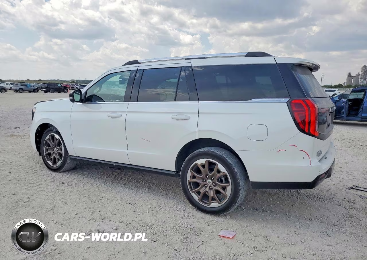 2026 Ford Expedition King Ranch VIN:1FMJU1P82TEA01924 - 2