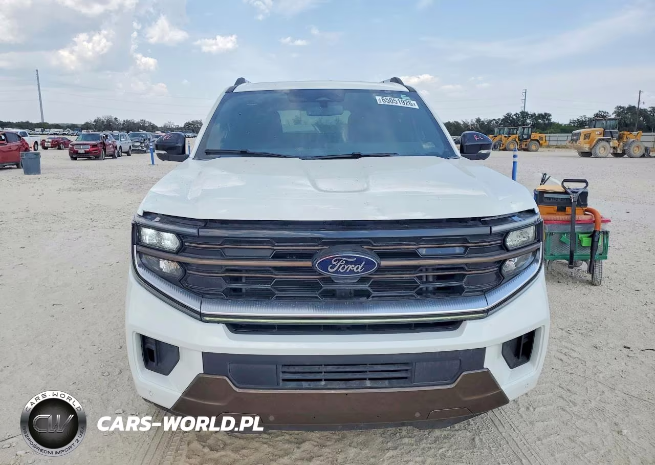 2026 Ford Expedition King Ranch VIN:1FMJU1P82TEA01924 - 5